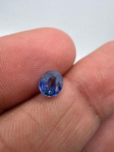 Zafiro Azul Real Natural 6x5x4mm 1.20CT Corte Ovalado Personalizado Suelto con Juego de Color y Fuego, Muestra para Fabricación de Moldes, Ceilán Sri Lanka - Product Image 5