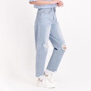 Jeans pour femmes de haute qualité, coupe ample à jambe large, déchirés, avec fermeture boutonnée, poches avant et arrière, 100% coton, fournisseur direct d'usine - Product Image 3