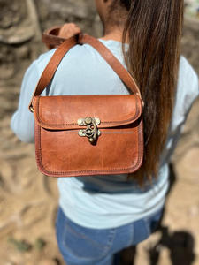 Real Handmade Full Grain Genuine Goat Leather Handbag Stylish Women Real Vintage Leather Office Use Crossbody <b>Shoulder</b> Small <b>Bag</b> - Product Image 4