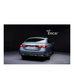 Mercedes-Benz E200 Avantgarde Classe E 2024 avec 20 979 km, conduite à gauche, boîte automatique, caméra de recul - Product Image 4
