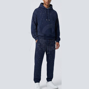 Chándal con pedrería para hombre con chaqueta de cremallera completa, pantalones a juego y tela suave para uso diario en la calle. - Product Image 4