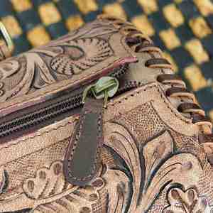 Sac à main Speedy en cuir artisanal occidental avec motif As de Pique, grand sac à main pour femme, sac de voyage, joli sac à bandoulière - Product Image 3
