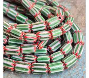 Perles Chevron en Verre Originales Vert Noir Étoile |   Perles de commerce africaines vénitiennes Ghana - Product Image 4