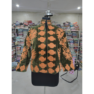 Blazer en velours pour femme, col mandarin, manches longues, motif floral brodé à la main, style ethnique automnal, cadeau pour elle - Product Image 1