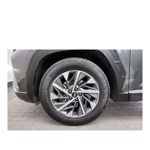 Hyundai Tucson Premium 2022, 2WD, Caja de Cambios Automática, Asientos de Cuero, Cámara Trasera, Estándar de Emisiones Euro V, 72,803 km, Volante a la Izquierda - Product Image 5