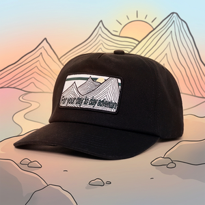 Gorra de béisbol negra de 6 paneles con parche bordado de montaña para aventuras al aire libre, unisex, ajuste casual. - Product Image 2