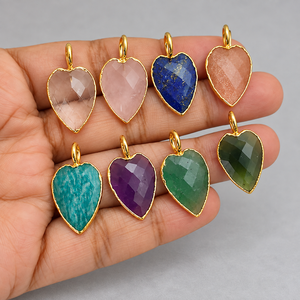 Colgante de Corazón de Cuarzo Verde Fresa Facetado, Gema Verde con Bisel en Tono Oro y Plata, Suministros para Fabricación de Joyas al por Mayor - Product Image 5