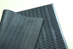 <b>Heavy</b> <b>Duty</b> Industrial <b>Rubber</b> Workspace Non-Slip <b>Mat</b> For Indoor And Outdoor Use - Product Image 4
