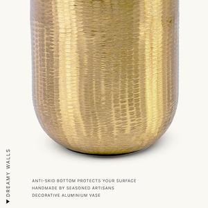 Jarrón Decorativo de Metal con Acabado de Diseño para Flores, Adorno Premium para el Hogar - Product Image 3