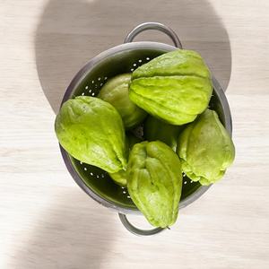 <b>Light</b> Green Crunch Frozen Chayote Squash For Fresh Inspired Global Menus - Product Image 6