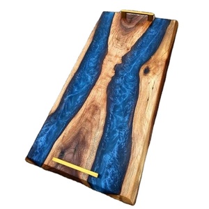 Bandeja Decorativa Rectangular Hecha a Mano de Madera con Asa de Metal, Bandeja de Servicio de Madera con Resina Epoxi Azul para Uso en el Hogar, Cocina, Mesa de Centro - Product Image 1