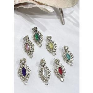 Magnifiques boucles d'oreilles pendantes en zircon plaqué argent avec pierres naturelles, petites et élégantes, pour femmes et jeunes filles, idéales pour les soirées et les fêtes. - Product Image 1