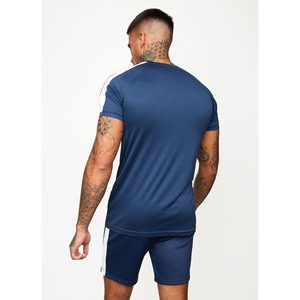 Ensemble estival élégant pour homme, comprenant une chemise et un short assorti, idéal pour la plage, les vacances, les voyages et les tenues décontractées quotidiennes. - Product Image 3