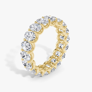 Anillo de Eternidad Ovalado con Diamantes Cultivados en Laboratorio y Engaste Clásico de Puntas - Product Image 1