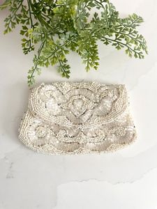 Monedero con Cuentas de Inspiración Étnica, Bordado Intrincado con Hilo, Mini Portamonedas, Accesorio de Viaje Hecho a Mano, Boutique - Product Image 3