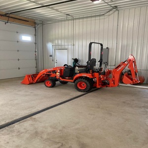 Tracteur de jardin Kubota BX23S 4x4 avec chargeur frontal et pelle arrière, machine multifonctionnelle de 40 CV - Product Image 6