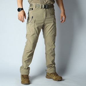 กางเกงคาร์โก้ผู้ชายแบบกลางลำตัว ผ้าโพลีเอสเตอร์/คอตตอน ทอแบบกันลม ระบายอากาศ กันน้ำ น้ำหนักเบา เหมาะสำหรับเดินป่าในฤดูร้อน ติดกระดุม - Product Image 1