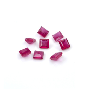 Rubis naturels de Bangkok, carrés calibrés de 5 mm, pierres précieuses de rubis naturelles facettées, prêtes à l'emploi pour la fabrication de bijoux - Product Image 1
