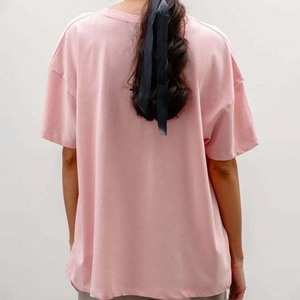 เสื้อยืดคอกลมโอเวอร์ไซส์สีชมพูสำหรับผู้หญิง แขนยาวปกติ สีพื้น ทรงหลวม ระบายอากาศได้ดี ผ้าฝ้ายเจอร์ซีย์ 100% พิมพ์ลายโลโก้ - Product Image 5