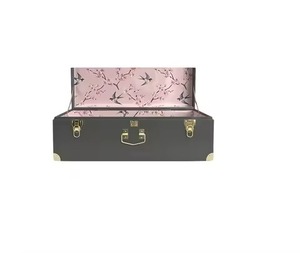 Coffre de rangement décoratif vintage en métal gris anthracite personnalisé avec motifs floraux, oiseaux et cerisiers pour souvenirs et objets précieux - Product Image 1