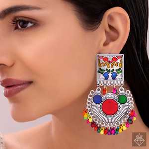 ¡Compre uno y llévese otro gratis! PRAO Colorido Moda Tradicional Pendientes Dos Pares - Product Image 4