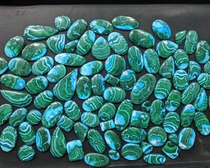 Lote de Cabujones de Crisocola y Malaquita Natural, Gemas Sueltas Pulimentadas, Formas Surtidas, Patrón Azul Verde, para Joyería - Product Image 3