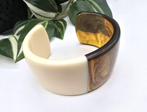 Resin Acrylic Handmade Opening <b>Bracelet</b> Trendy Round-Shaped <b>Bracelet</b> for Women Girls Customized Size Best Quality - Product Image 1