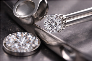 Boucles d'oreilles clous en diamant brillant cultivé en laboratoire, or 14 carats, bijoux de luxe unisexe pour fêtes et cadeaux - Fournisseur OEM/ODM, faible MOQ - Product Image 2