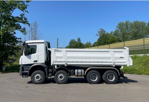 MEJOR PRECIO 2023 Camión Volquete Industrial Arocs 4142 con Personalización OEM/ODM, Garantía de 3 Años, Fabricado en AE - Product Image 3