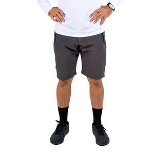 Shorts de cycliste personnalisés avec design sur mesure, fabricant de vêtements de sport extensibles, Pakistan, OEM, exportation mondiale - Product Image 3