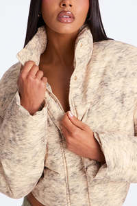 Chaqueta Acolchada Estampada de Invierno Personalizada para Mujer, Ropa Casual Premium, Cortavientos, con Cierre de Cremallera y Bolsillos Laterales - Product Image 3