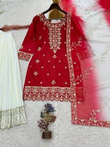 Traje Anarkali Tradicional Indio-Pakistaní Rojo Bordado para Mujer con Dupatta, Vestido Holgado de Algodón para Bodas y Eventos - Product Image 5