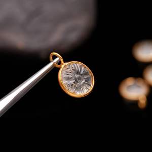 จี้หินควอตซ์คริสตัลธรรมชาติรูปดอกไม้แกะสลักด้วยมือ ประดับด้วยเงินแท้ 925 เหมาะสำหรับทำเครื่องประดับ - Product Image 2