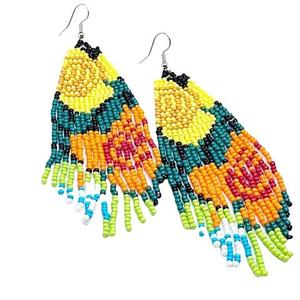 Boucles d'oreilles classiques brodées de perles de rocaille motif papillon, légères, faites à la main, en coton perlé, accessoires personnalisés en cristal - Product Image 3