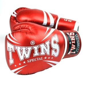 Gants de boxe jumeaux les plus vendus en gros, personnalisés, légers, pour l'entraînement et le sparring, pour adultes, pour les arts martiaux, fermeture auto-agrippante - Product Image 4
