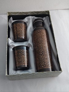 Juego de Botellas de Agua de Cobre Impresas con Vasos, Diseño Vintage, Juego de Bebidas de Cobre Puro, Juego de Regalo para el Hogar, Cocina, Uso Ayurvédico - Product Image 5