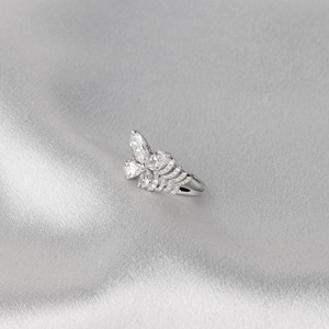 Anillo de Diamante Cultivado en Laboratorio con Corte Marquesa de 2.4 Quilates, Oro Blanco de 14K, Anillo de Compromiso, Boda, Promesa, Joyería Elegante, Regalo para Ella - Product Image 5