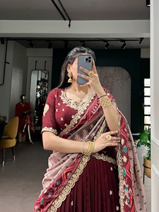 Indian Traditional Elegant Stunning Look Lehenga Choli for Wedding Outfit and <b>Festive</b> Function for Women Fancy Trendy Wear - Product Image 3