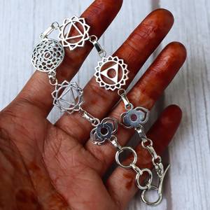 Pulsera de Cuarzo Rosa y Ónix Negro, Plata de Ley 925, Diseño de Dos Piedras, Joyería Única con Encanto, Regalo para Mujer - Product Image 4