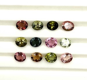 Turmalina natural multicolor de corte ovalado, gema facetada de 5*6 mm para la fabricación de joyas, certificada por IGI. - Product Image 3