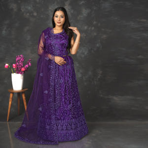 Lehenga Choli Radiant Net con Bordado Intrincado, Falda Acampanada, Blusa Elegante y Dupatta Transparente para Bodas, Diwali, Playa y Fiestas - Product Image 1