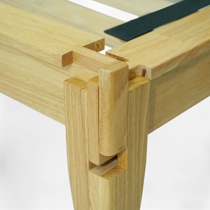 Cama de Plataforma Queen Size Contemporánea de Madera de Caucho con Cabecera Tapizada, Ensamblaje Japonés sin Herramientas - Product Image 4