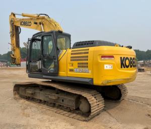 รถขุดไฮดรอลิกแบบตีนตะขาบ KOBELCO SK210 LC-10 รุ่นมาตรฐาน ปี 2020 สำหรับขาย ราคาดีที่สุดสำหรับรถขุดมือสองพร้อมเครื่องยนต์ฮีโน่ - Product Image 3