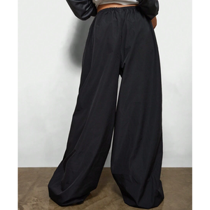 Pantalon cargo pour femme en polyester/coton, taille élastique, avec logo personnalisé, en polaire, style streetwear, poches cargo, écologique - Product Image 4