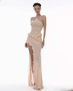 Robe de luxe sexy pour femme avec bordure florale décorative, haute qualité, personnalisable, fabricant OEM ODM Vietnam - Product Image 1