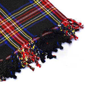 Chal Escocés Tradicional de Lujo con Diseño Tartán Black Stewart, Accesorio para Traje Kilt 2026 - Product Image 2