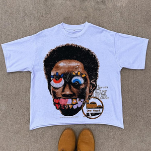 T-shirt blanc à manches courtes pour homme « This Madness Is Over », style streetwear, motif imprimé au dos, coupe classique, en jersey de coton, col rond - Product Image 4