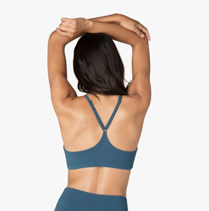Soutien-gorge de sport personnalisé à maintien élevé pour l'entraînement et la course, haut de yoga respirant pour femme - Product Image 4
