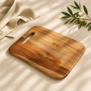 Planche à découper en bois d'acacia artisanale de qualité supérieure avec poignée intégrée, durable, antidérapante et écologique - Product Image 1