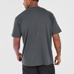 เสื้อคอกลมแขนสั้นของผู้ชายระบายอากาศได้ดีเป็นมิตรกับสิ่งแวดล้อมทรงหลวมน้ำหนักเบา - Product Image 5